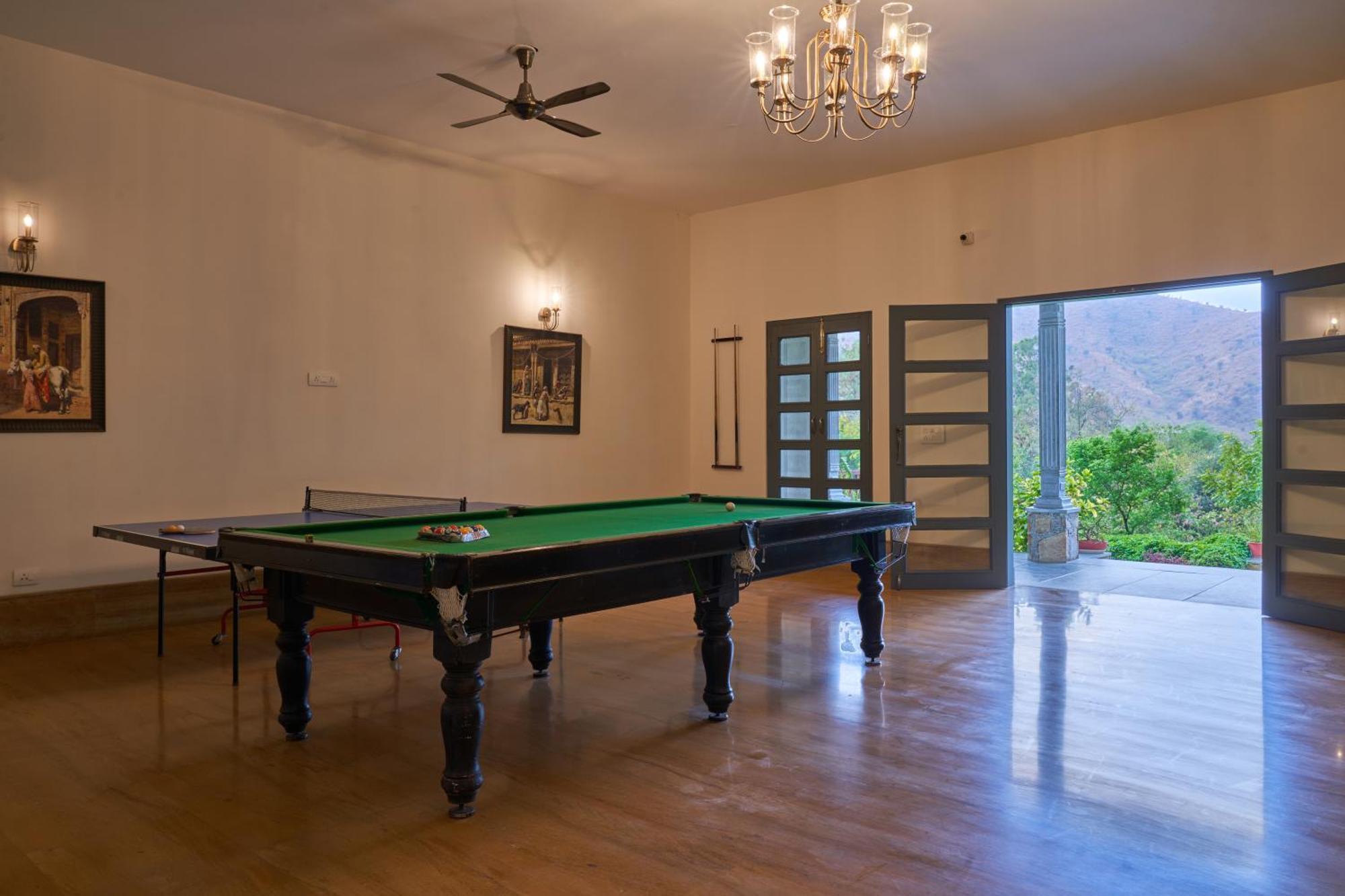 The Hunting Lodge Resort Udaipur - Villas & Pool Dabok ภายนอก รูปภาพ
