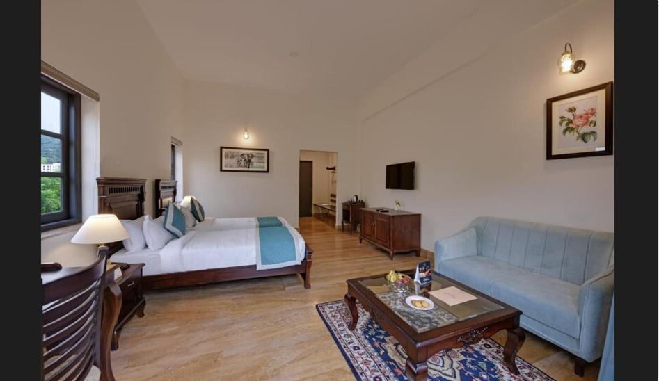 The Hunting Lodge Resort Udaipur - Villas & Pool Dabok ภายนอก รูปภาพ